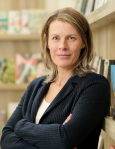 Marie-France Nadeau